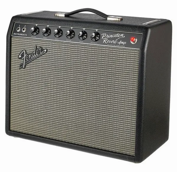 Fender 64 Custom Princeton Reverb edestä